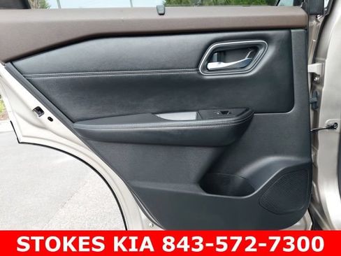 Used 2021 Nissan Rogue SL w/ Premium Package FWD image 27