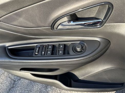 Used 2019 Buick Encore Preferred image 26