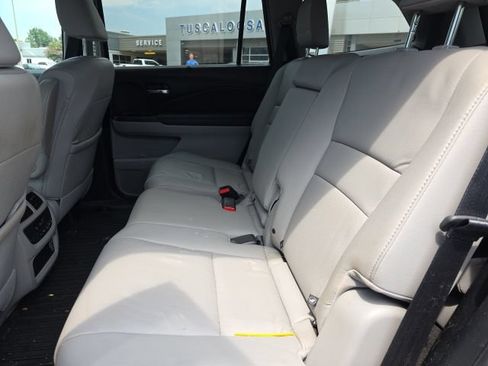 Used 2022 Honda Pilot EX-L image 10