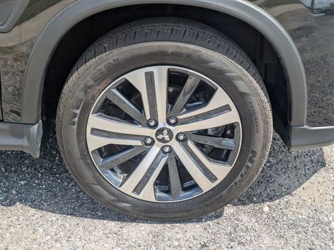 Used 2025 Mitsubishi Outlander Sport ES image 11