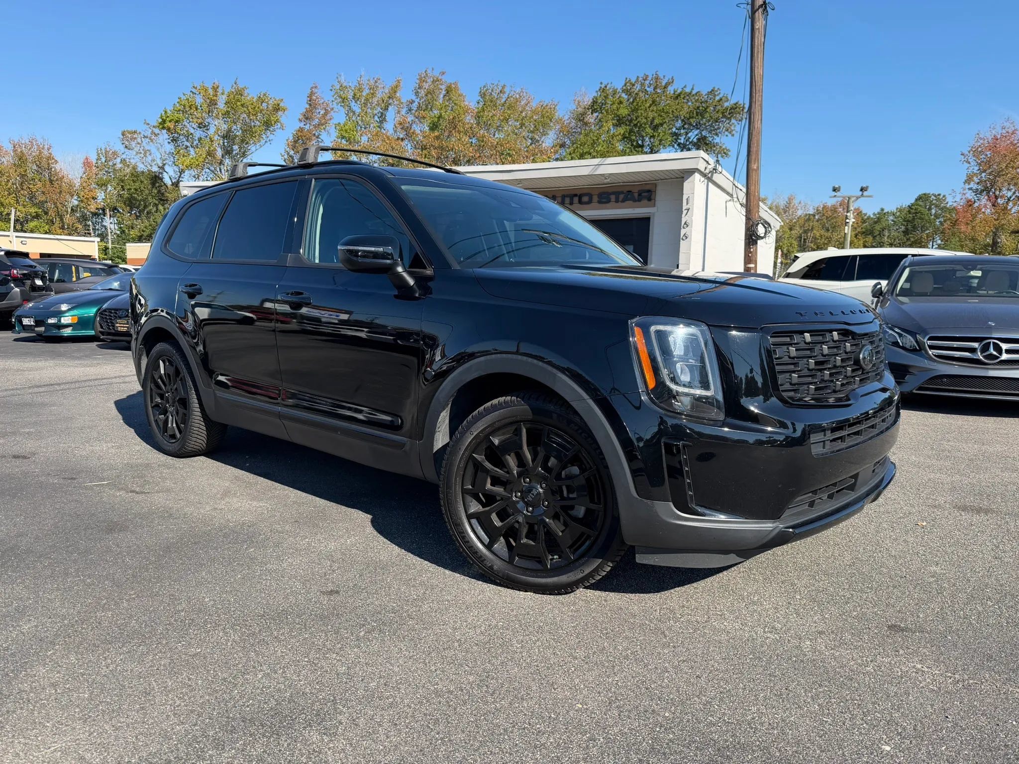 Used 2021 Kia Telluride EX w/ EX Premium Package AWD/4WD image 1
