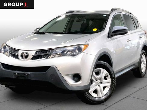 Used 2015 Toyota RAV4 LE AWD/4WD image 1