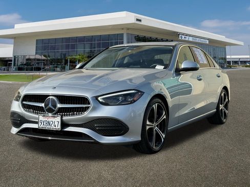Used 2023 Mercedes-Benz C 300 Sedan image 4