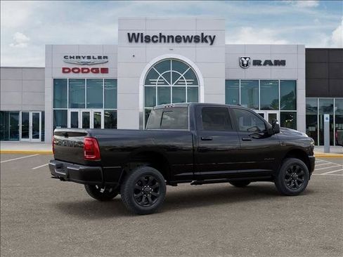 New 2026 RAM 2500 Laramie AWD/4WD image 4