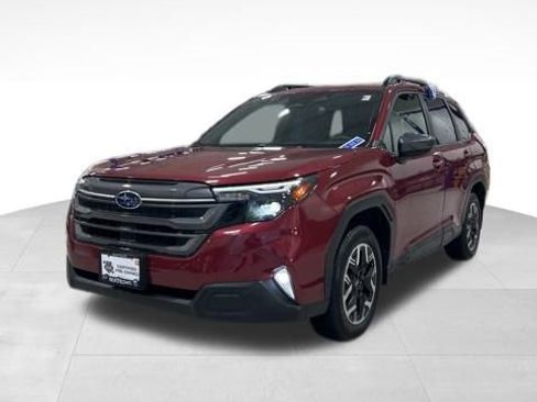 Certified 2025 Subaru Forester Premium image 3