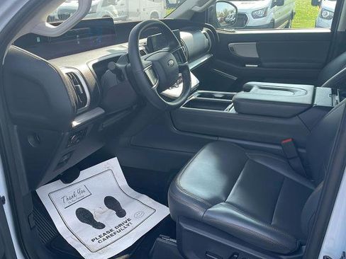 Certified 2025 Ford Expedition Max Active AWD/4WD image 9