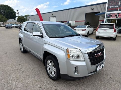 Used 2014 GMC Terrain SLE FWD image 2