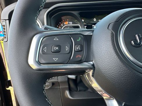 New 2025 Jeep Wrangler Sahara w/ Safety Group image 28