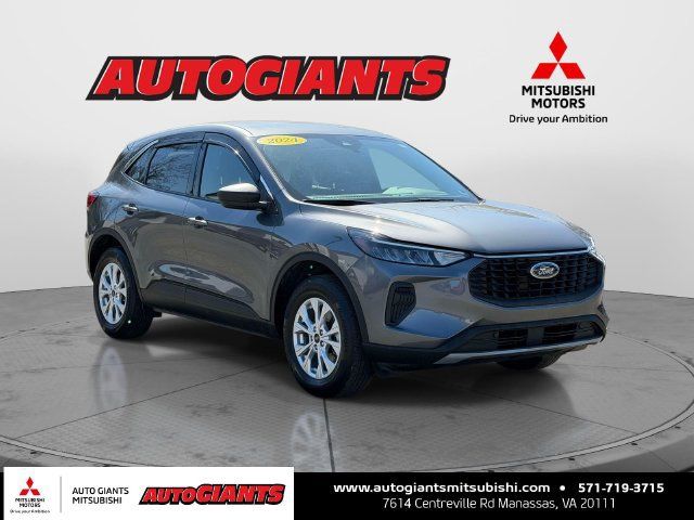 Used 2024 Ford Escape Active AWD/4WD image 1