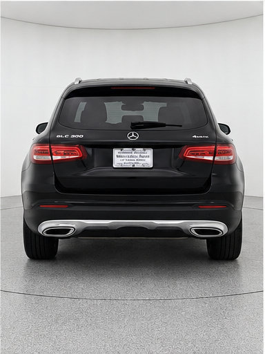 Used 2018 Mercedes-Benz GLC 300 4MATIC image 4