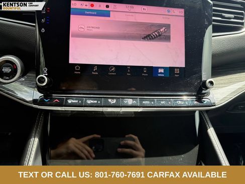 Used 2022 Jeep Wagoneer Series III w/ Rear Seat Video Group 1 AWD/4WD image 23