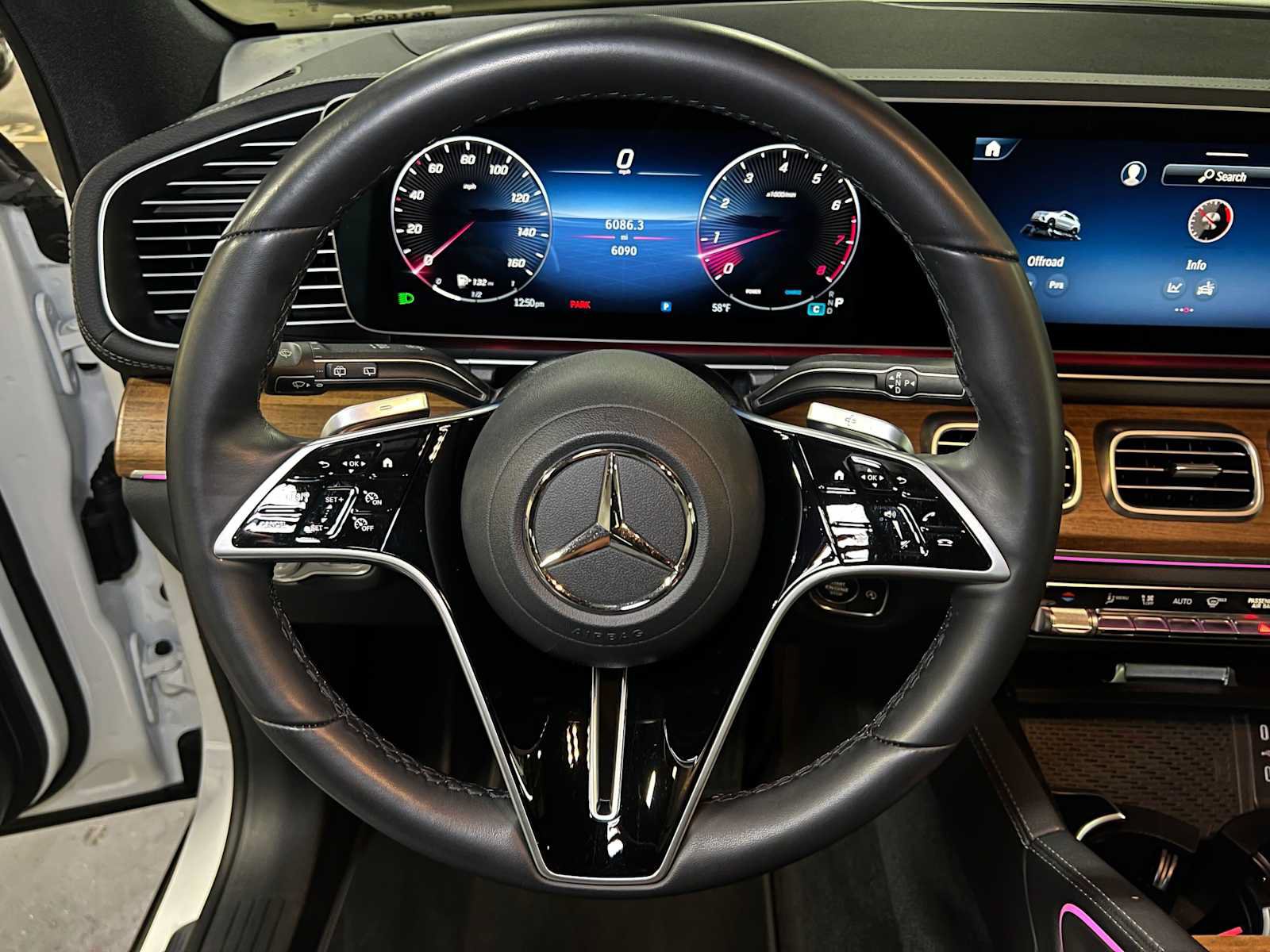 Used 2026 Mercedes-Benz GLE 350 4MATIC image 29