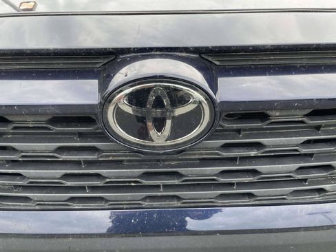 Used 2024 Toyota RAV4 XLE FWD image 5