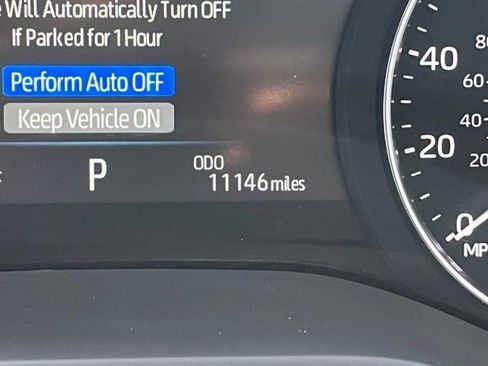 Used 2024 Toyota Sienna Platinum image 18