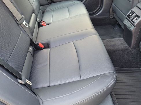 Used 2015 Subaru Legacy 2.5i Limited AWD/4WD image 32