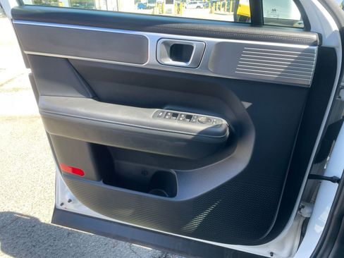 Used 2025 Hyundai Santa Fe SEL image 18