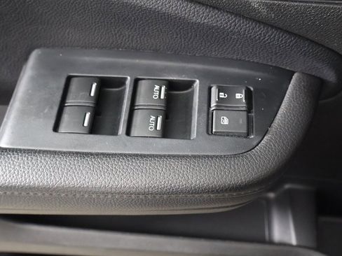 Used 2022 Honda Pilot Sport image 37