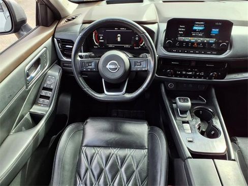 Certified 2023 Nissan Rogue Platinum w/ Platinum Premium Package image 14