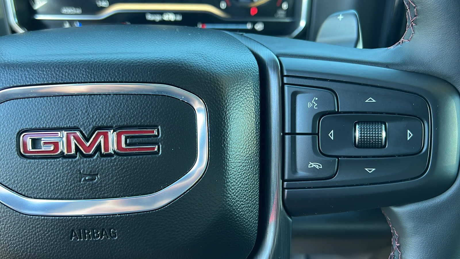 Used 2025 GMC Sierra 1500 AT4X AWD/4WD image 27