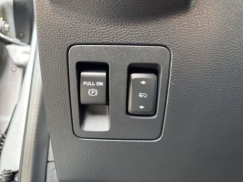 Used 2020 Ford F150 Lariat w/ Equipment Group 502A Luxury AWD/4WD image 57