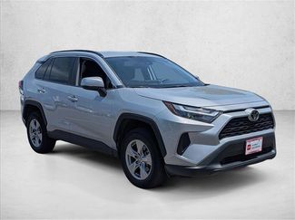Used 2025 Toyota RAV4 XLE AWD/4WD video 3