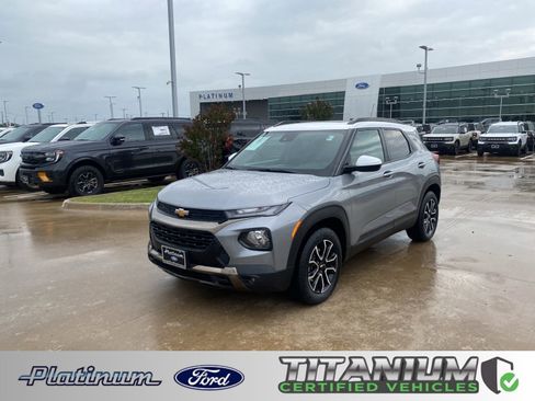 Used 2023 Chevrolet TrailBlazer ACTIV w/ Sun and Liftgate Package AWD/4WD image 1