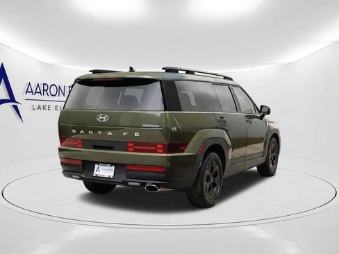 Used 2025 Hyundai Santa Fe SEL FWD image 4