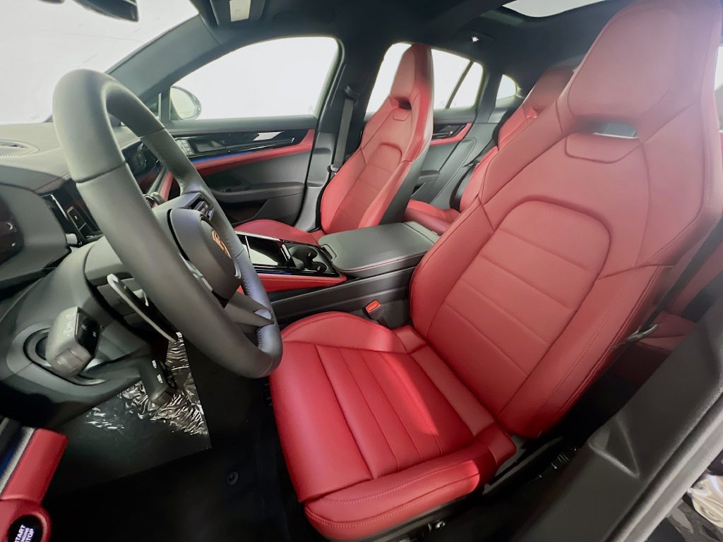 New 2026 Porsche Panamera 4 AWD/4WD image 5