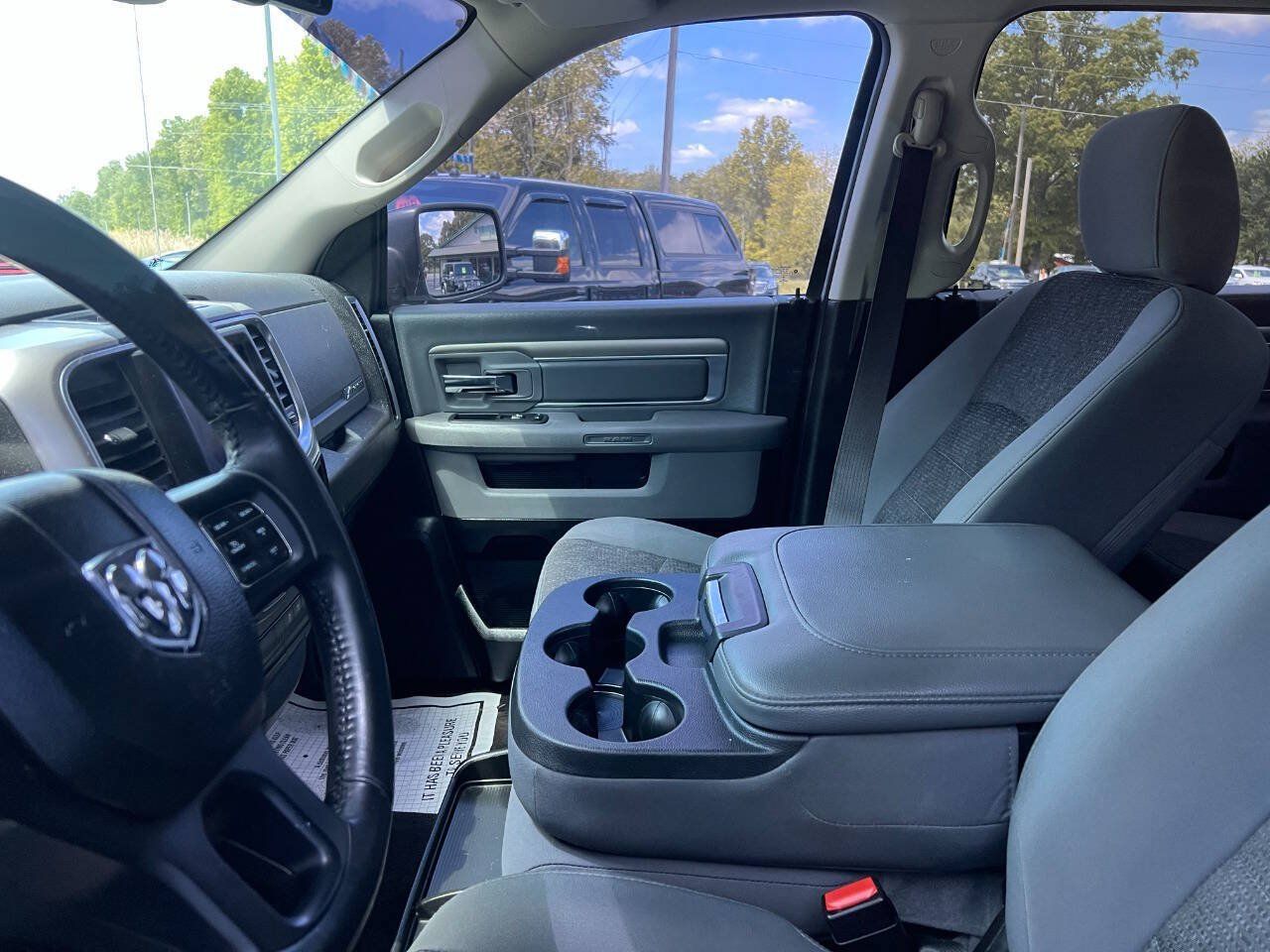 Used 2019 RAM 1500 Big Horn AWD/4WD image 11
