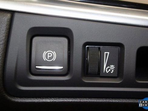 Used 2024 Cadillac XT6 Premium Luxury image 36