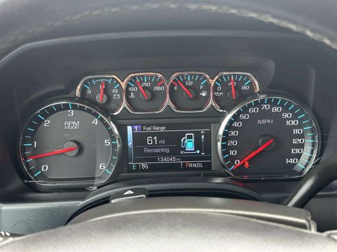 Used 2018 Chevrolet Silverado 1500 LT AWD/4WD image 22