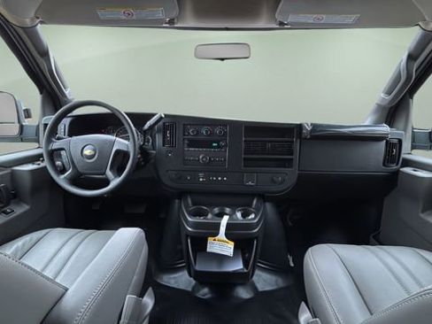 New 2025 Chevrolet Express 2500 Work Van w/ Driver Convenience Package image 18