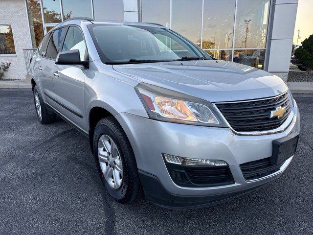 Used 2016 Chevrolet Traverse LS FWD image 1