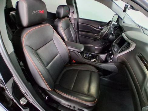 Certified 2022 GMC Acadia AT4 w/ Technology Package AWD/4WD image 16