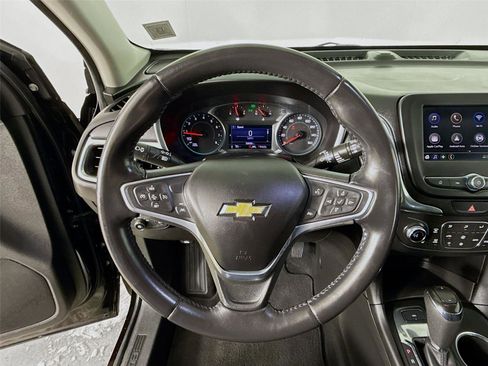 Used 2020 Chevrolet Equinox LT image 12