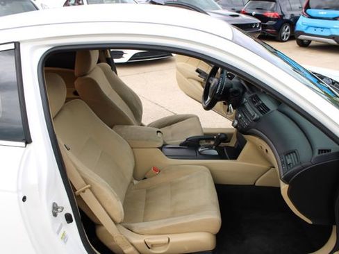 Used 2011 Honda Accord LX-S image 25