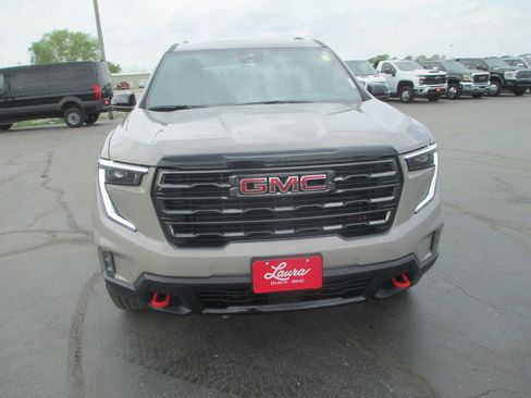 Used 2026 GMC Acadia AT4 w/ Super Cruise Package image 13