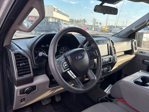 Used 2019 Ford F150 XLT image 9