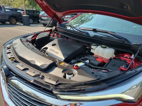 Used 2024 Buick Enclave Premium w/ Experience Buick Package FWD image 15