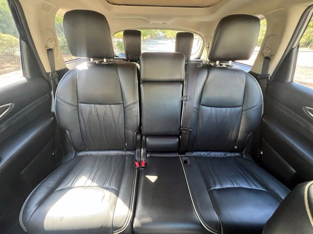 Used 2017 INFINITI QX60 FWD w/ Deluxe Technology Package image 24