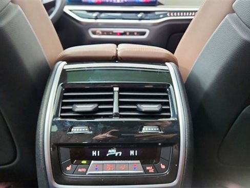 Used 2026 BMW X5 sDrive40i image 52