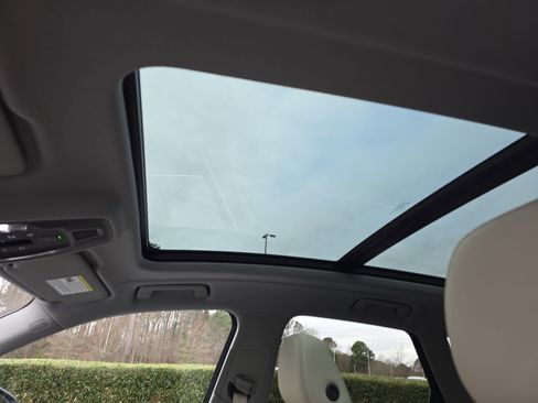 New 2025 Audi Q5 Premium image 29