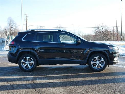 Used 2019 Jeep Cherokee Limited w/ Trailer Tow Group image 8