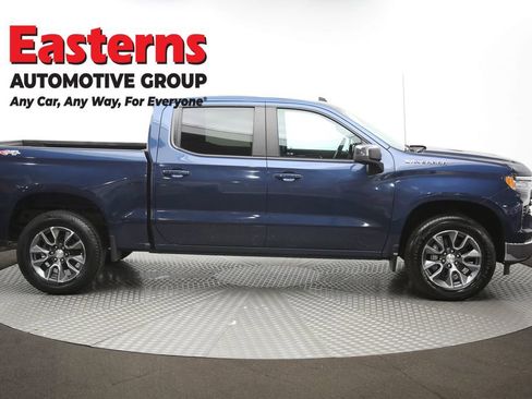 Used 2023 Chevrolet Silverado 1500 LT image 47