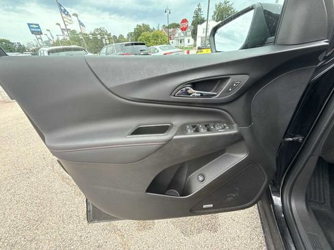 Certified 2024 Chevrolet Equinox RS w/ RS Leather Package AWD/4WD image 22