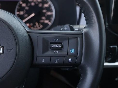 Certified 2025 Nissan Pathfinder SV AWD/4WD image 14