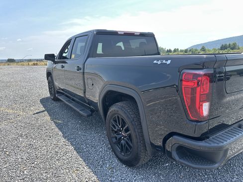 Used 2025 GMC Sierra 1500 Elevation AWD/4WD image 3