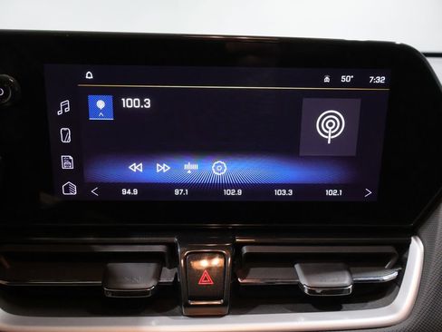Used 2025 Chevrolet TrailBlazer LT AWD/4WD image 25