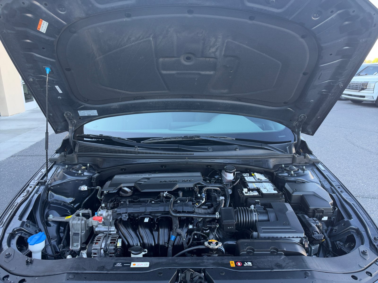 Used 2024 Hyundai Elantra SE FWD image 22
