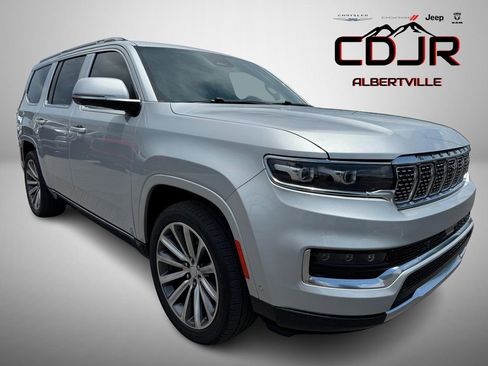 Used 2022 Jeep Grand Wagoneer Series II w/ Convenience Group III image 1